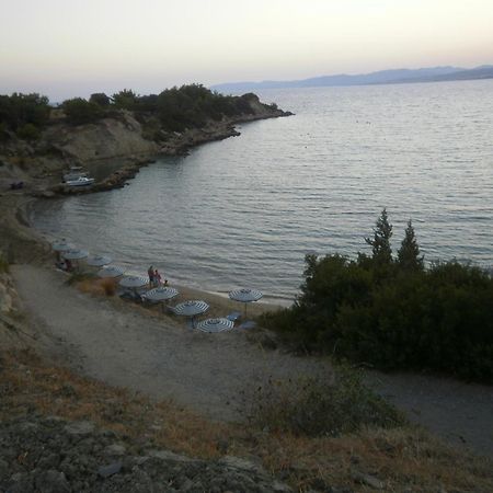 Апарт отель Pefkos Filoxenia Pefki  Экстерьер фото